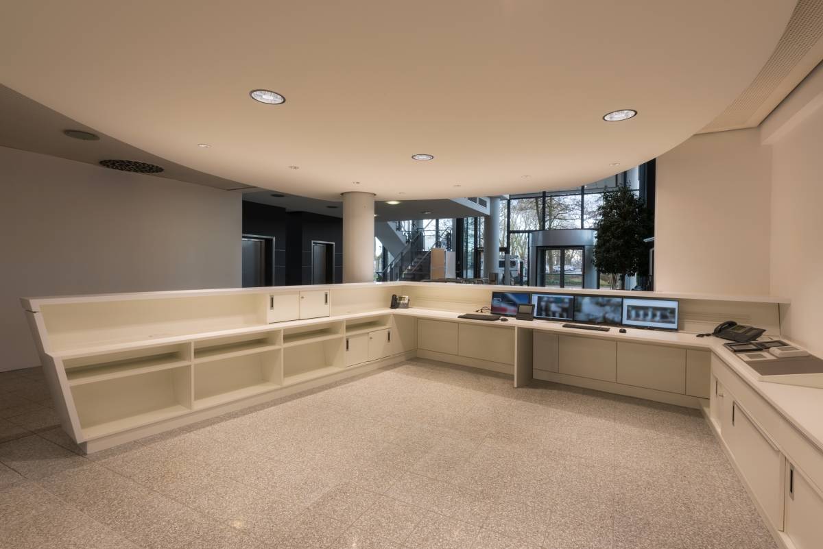 Deutsche Bahn Betriebszentrale Karlsruhe - SWA