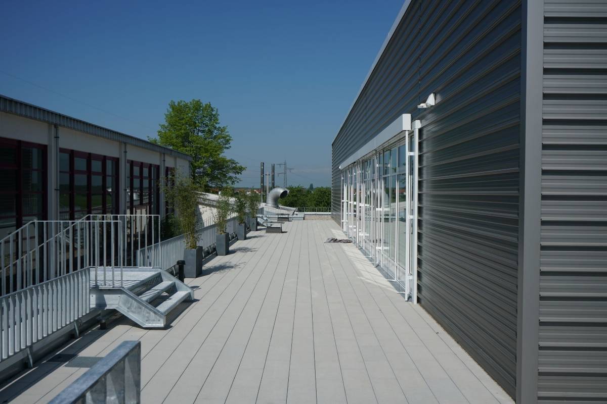 Sporthalle Karlsdorf Neuthard - SWA